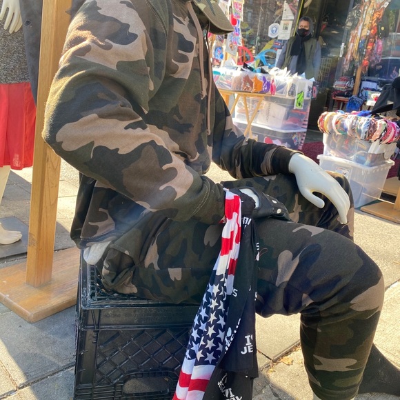 Camo Set (Hoodie and Pants) - Picture 3 of 5